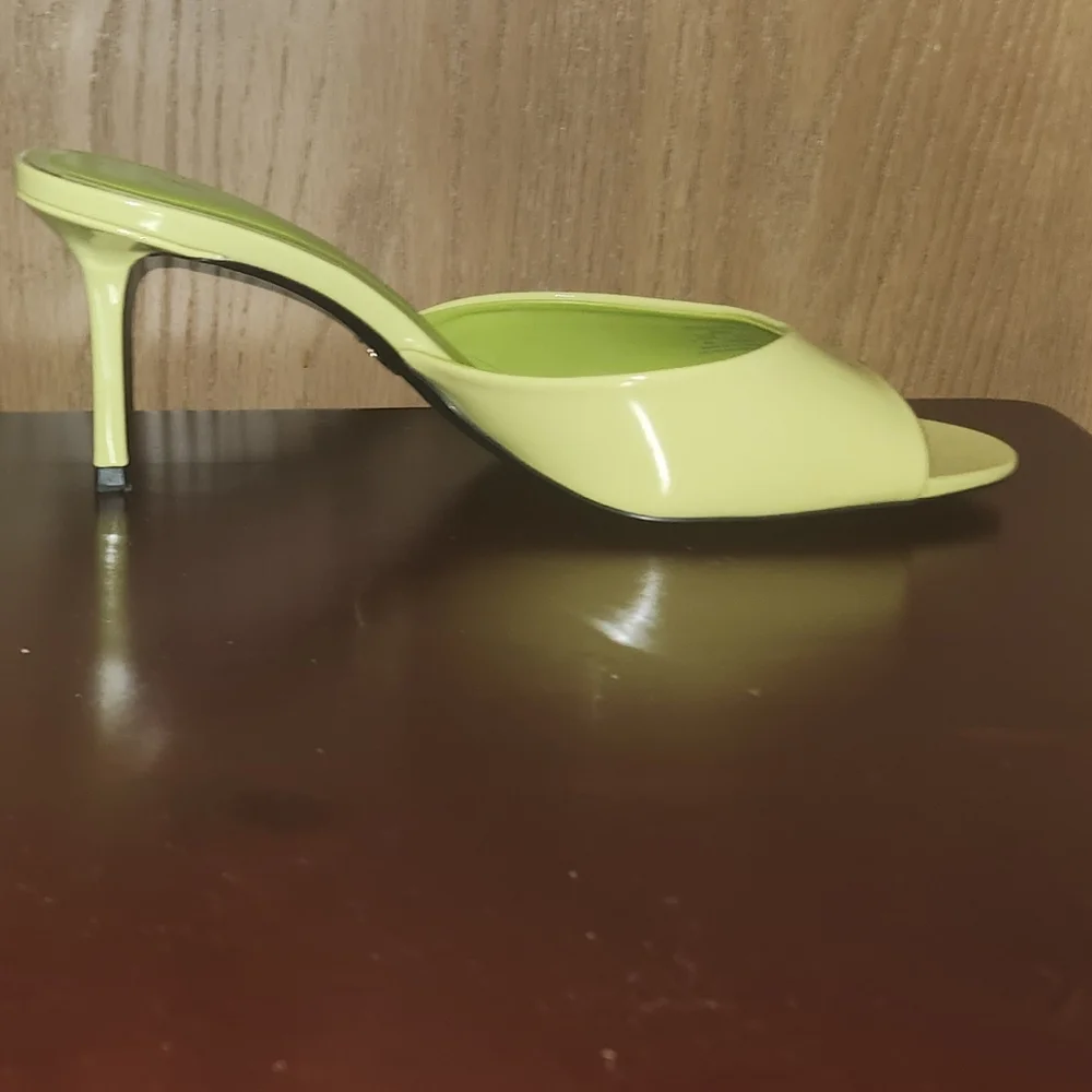 Stylish Lime Green Women's Zara Kitten Mules Size EU 40/ US 9 - 9.5 - Picture 4 of 10